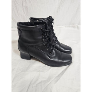 Blando Black Leather Ankle Boots